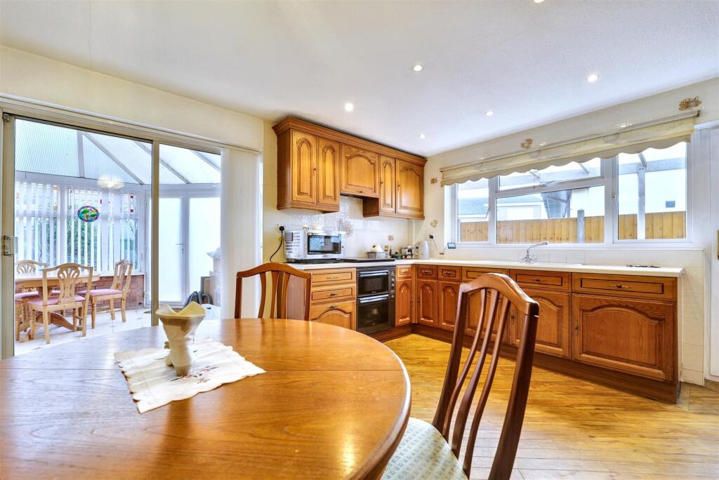 Additional property image - Thornhill Drive, Nuneaton