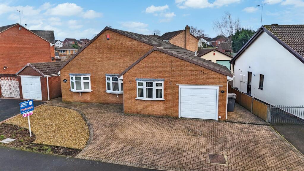 Additional property image - Thornhill Drive, Nuneaton
