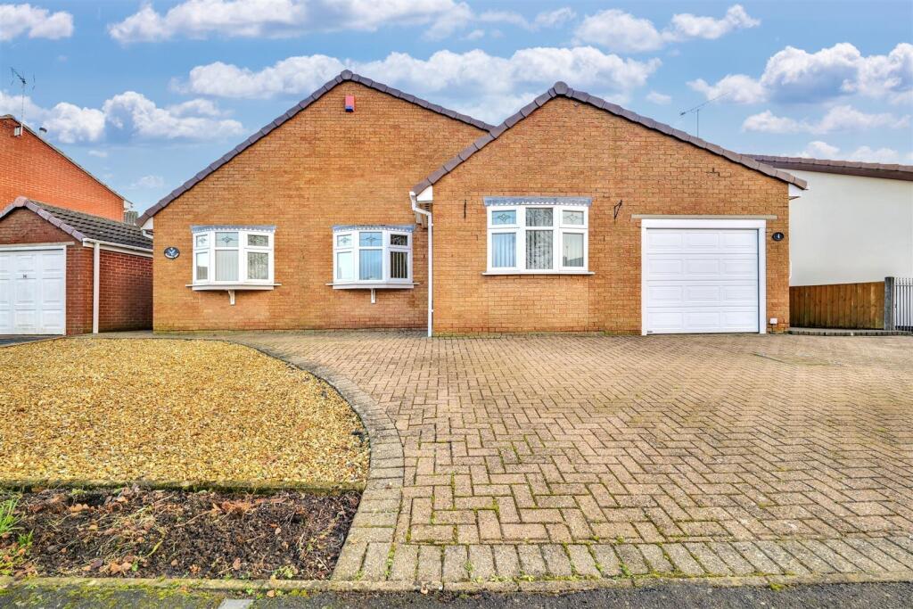 Additional property image - Thornhill Drive, Nuneaton