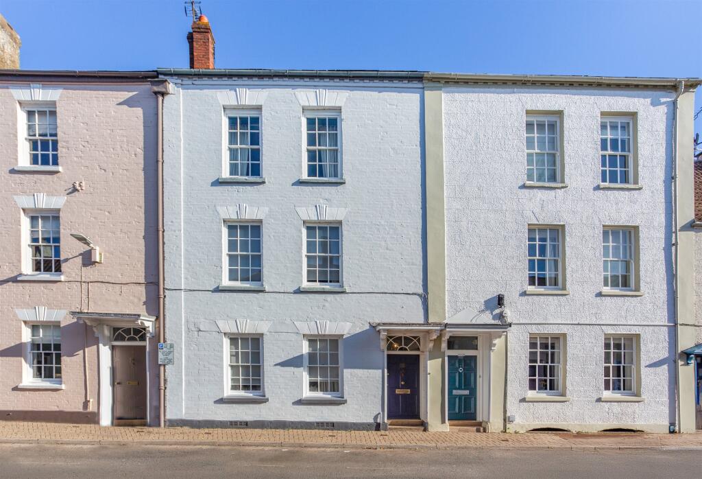 Main image of property: St. Mary Street, Monmouth