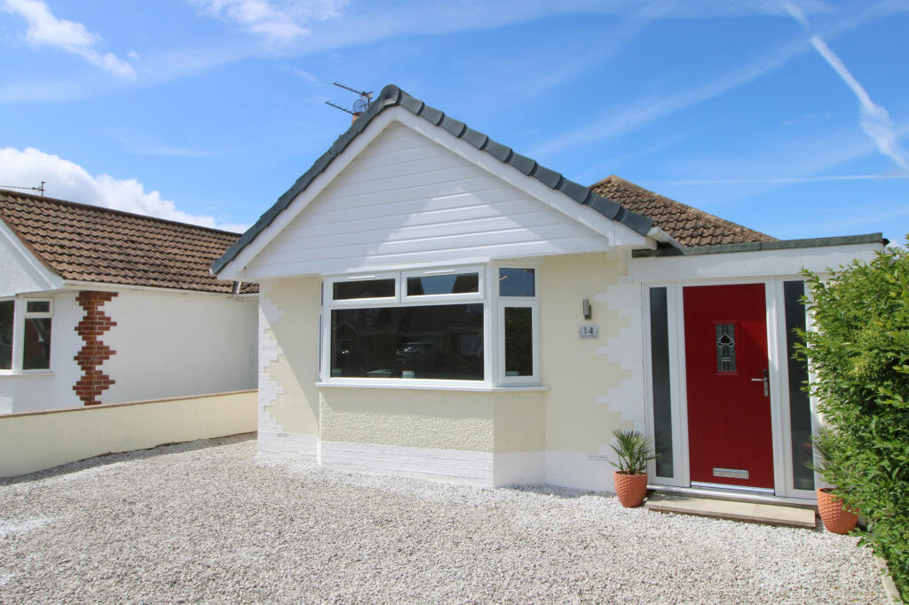 2 bedroom bungalow for sale in Ceg Y Ffordd, Prestatyn, Denbighshire, LL19