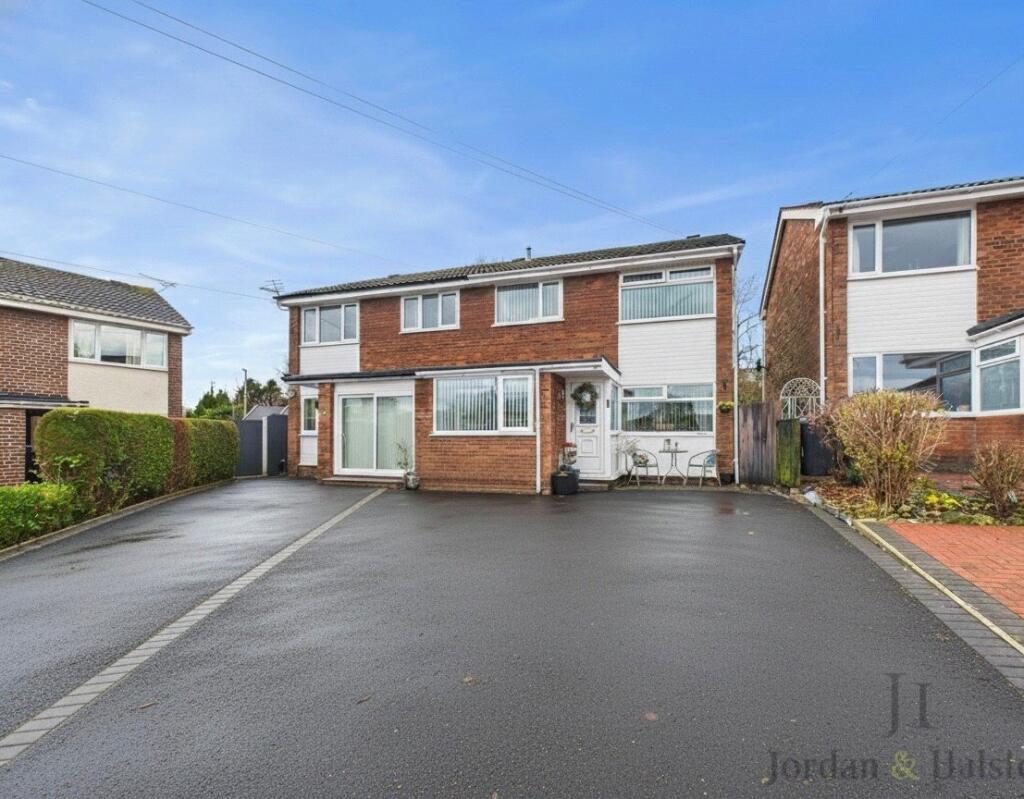 Main image of property: Weaver Road, Frodsham, Cheshire, WA6