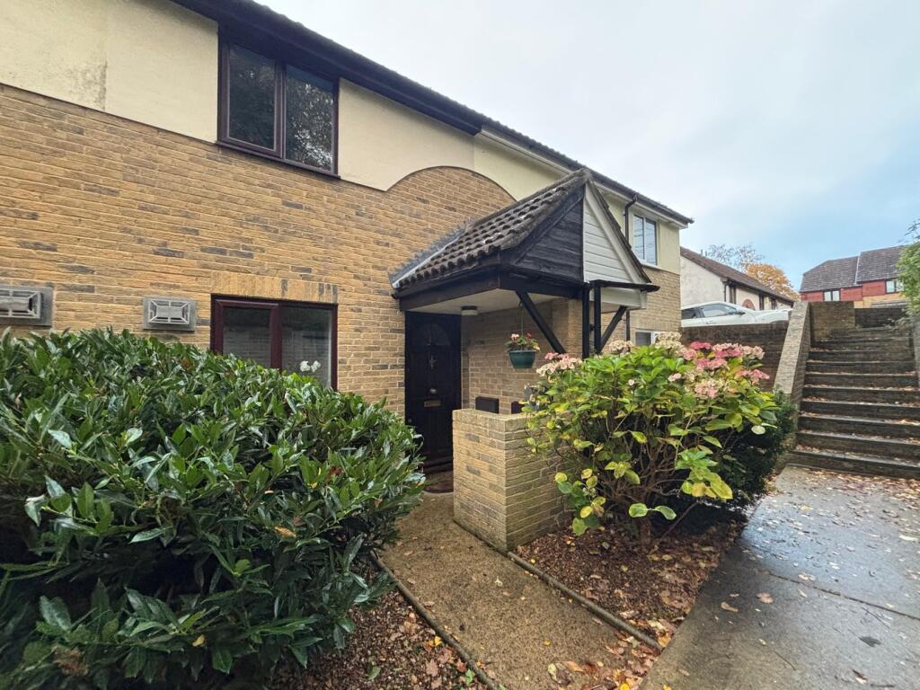 Main image of property: Alexandra Glen, Walderslade, Chatham, ME5