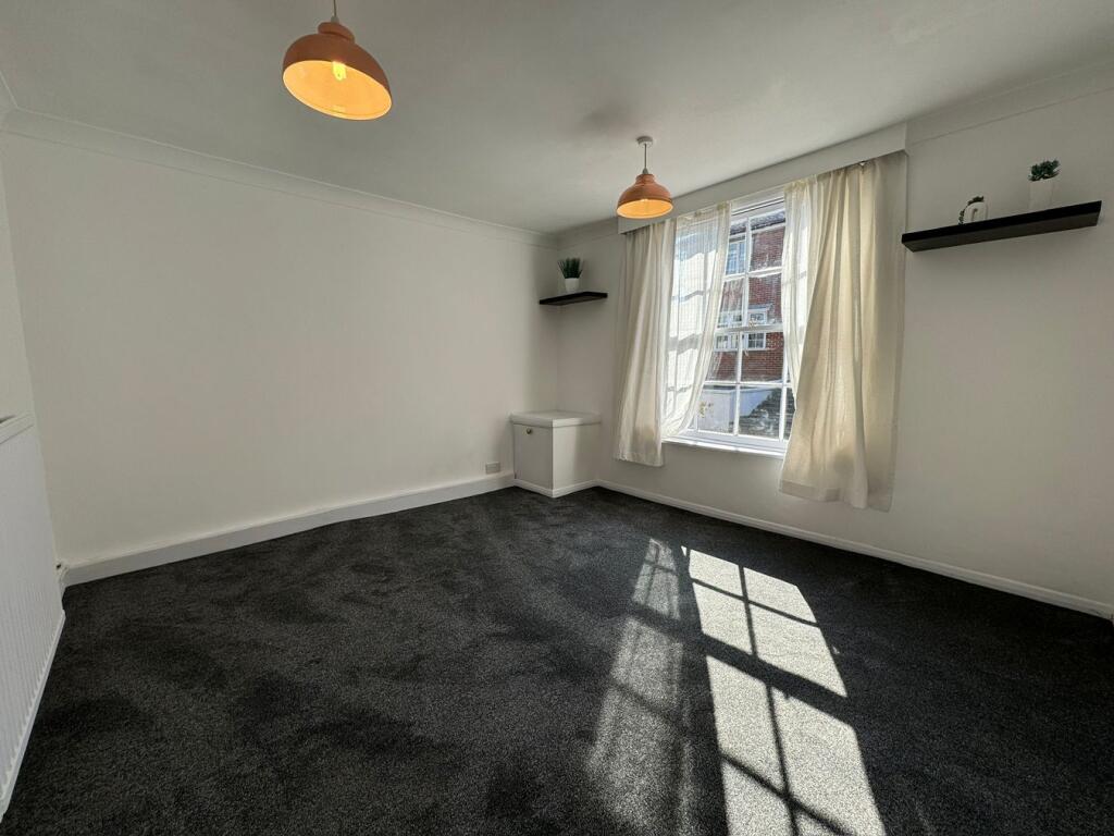 Main image of property: High Street, Milton Regis, Sittingbourne, ME10