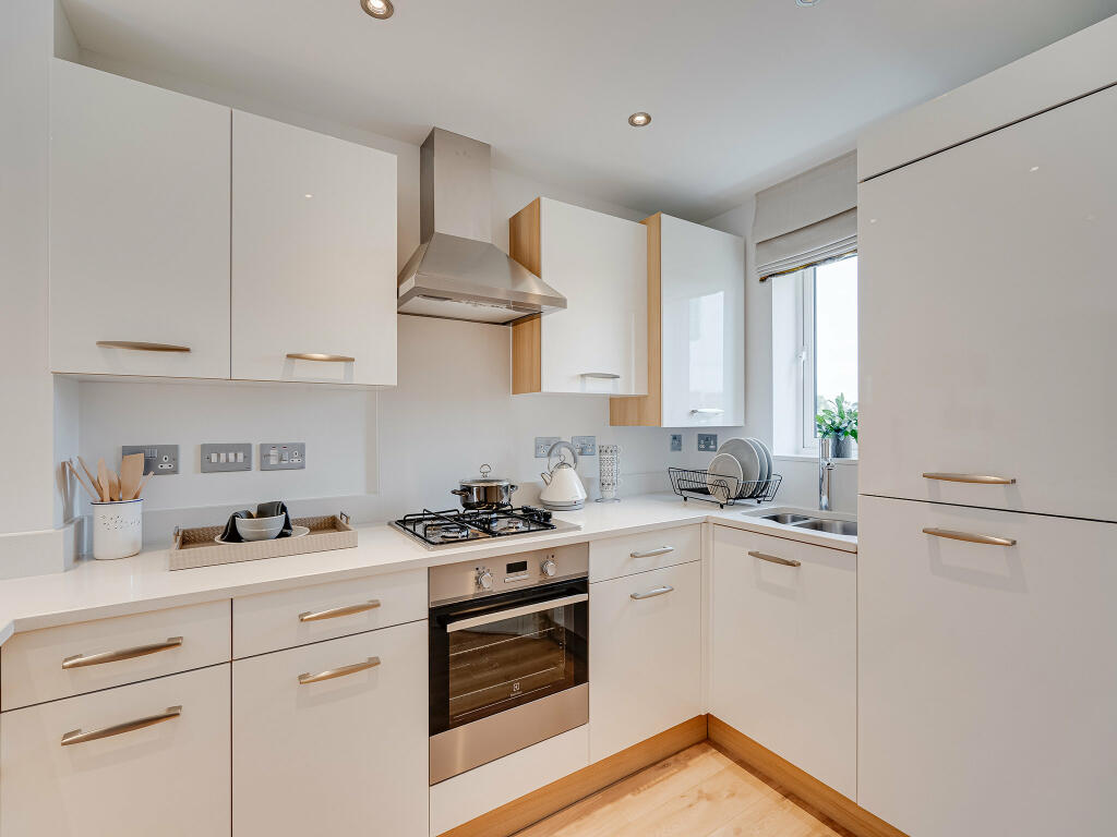 Additional property image - East Haven,
Woodham Road, 
Barry,
South Glamorgan, 
CF63 4JE