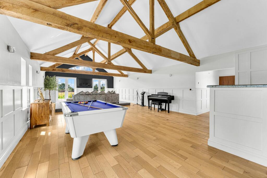 Additional property image - Dobb Brow Road, Westhoughton BL5 2AZ – Exceptional 7,806 sq ft Luxury Home on Expansive Grounds