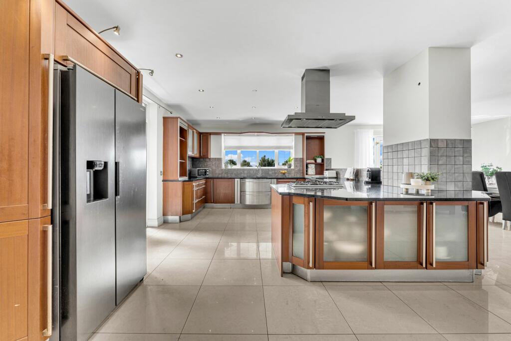 Additional property image - Dobb Brow Road, Westhoughton BL5 2AZ – Exceptional 7,806 sq ft Luxury Home on Expansive Grounds