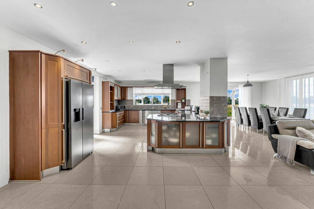 Additional property image - Dobb Brow Road, Westhoughton BL5 2AZ – Exceptional 7,806 sq ft Luxury Home on Expansive Grounds