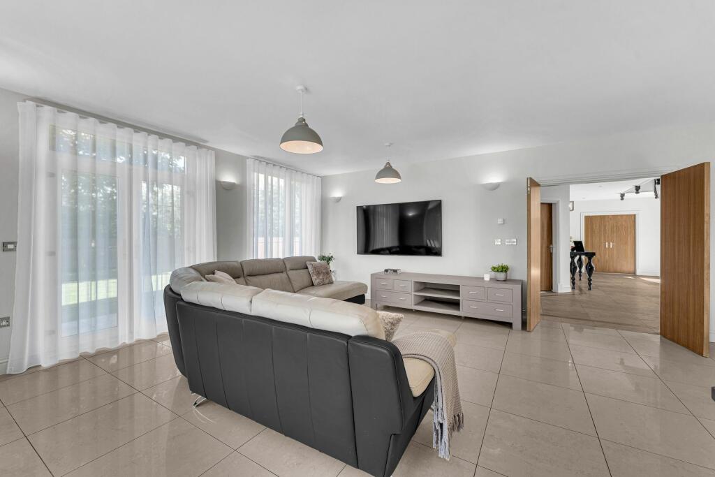 Additional property image - Dobb Brow Road, Westhoughton BL5 2AZ – Exceptional 7,806 sq ft Luxury Home on Expansive Grounds
