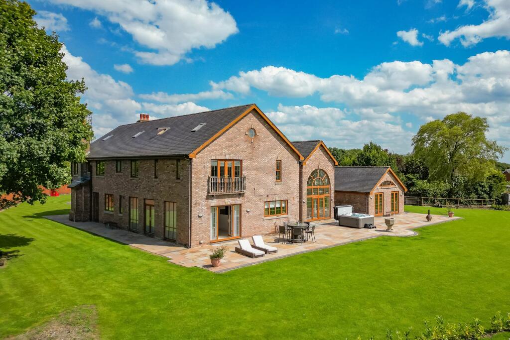Additional property image - Dobb Brow Road, Westhoughton BL5 2AZ – Exceptional 7,806 sq ft Luxury Home on Expansive Grounds
