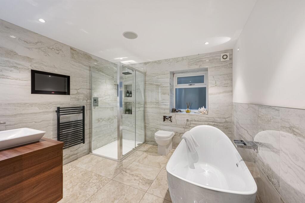 Additional property image - Moorview, Moss Bank Way, BL1 3LR – Stunning Home with Roof Terrace, Cinema Room & Outdoor Kitchen