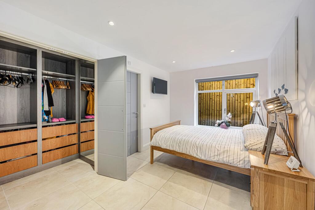 Additional property image - Moorview, Moss Bank Way, BL1 3LR – Stunning Home with Roof Terrace, Cinema Room & Outdoor Kitchen
