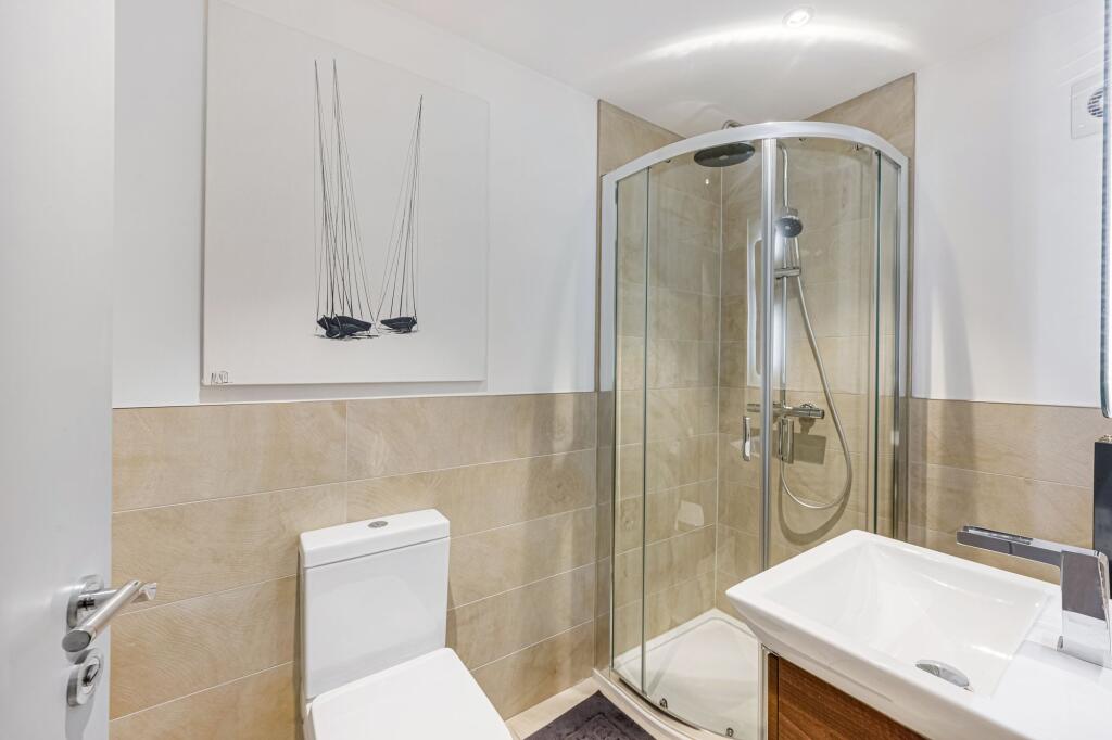 Additional property image - Moorview, Moss Bank Way, BL1 3LR – Stunning Home with Roof Terrace, Cinema Room & Outdoor Kitchen