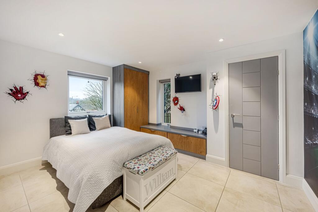 Additional property image - Moorview, Moss Bank Way, BL1 3LR – Stunning Home with Roof Terrace, Cinema Room & Outdoor Kitchen