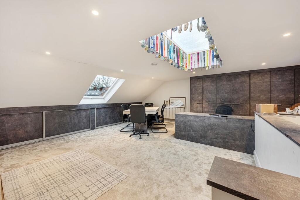 Additional property image - Moorview, Moss Bank Way, BL1 3LR – Stunning Home with Roof Terrace, Cinema Room & Outdoor Kitchen