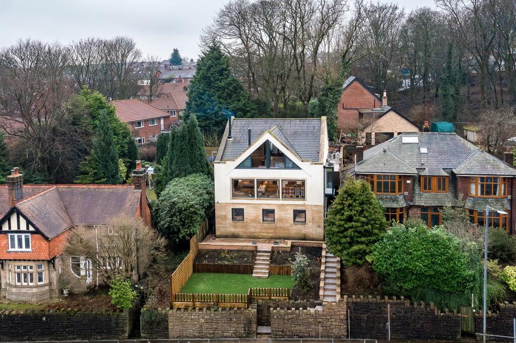 Additional property image - Moorview, Moss Bank Way, BL1 3LR – Stunning Home with Roof Terrace, Cinema Room & Outdoor Kitchen
