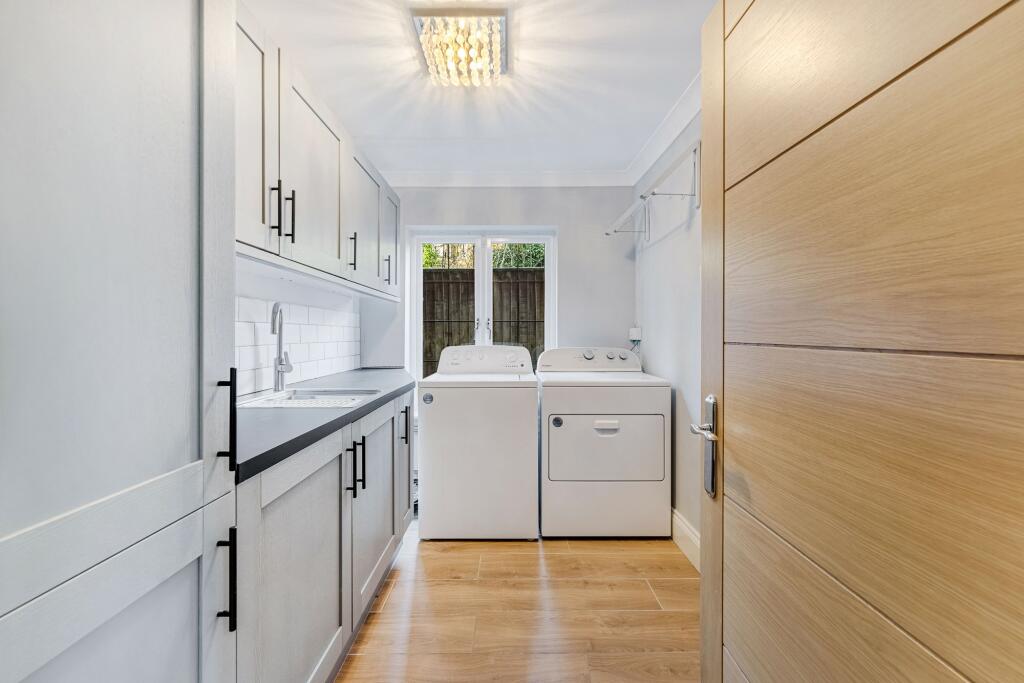 Additional property image - Ascot House, The Keep BL1 5NG: A Stunning Six-Bedroom Gated Home with large Woodland Garden