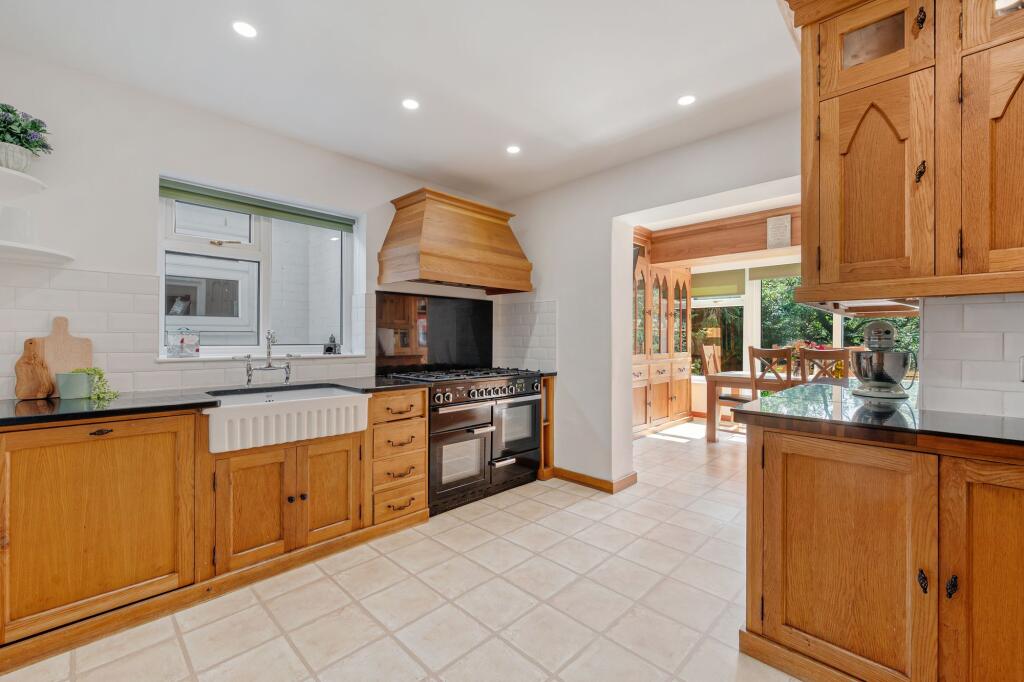 Property image for Brookfield Road, Bury, BL9 5 – Spacious 5-Bed Family Home with Vast South-Facing Garden