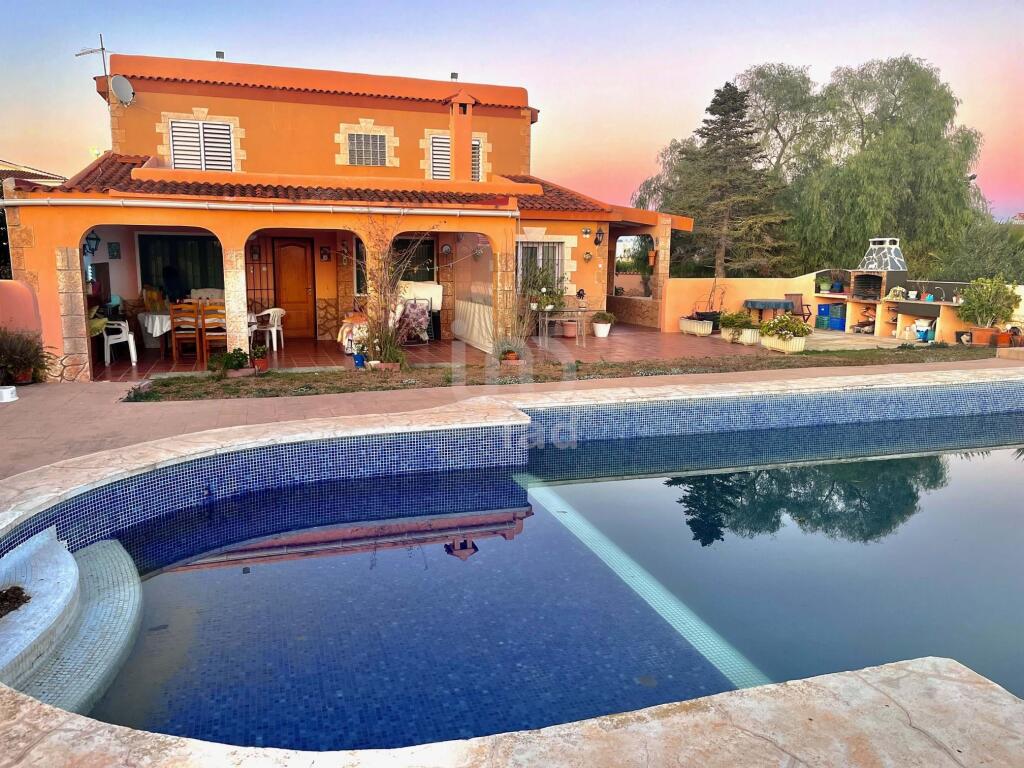 7 bedroom villa for sale in Valencia, Castellón de la Plana, Vinaròs, Spain