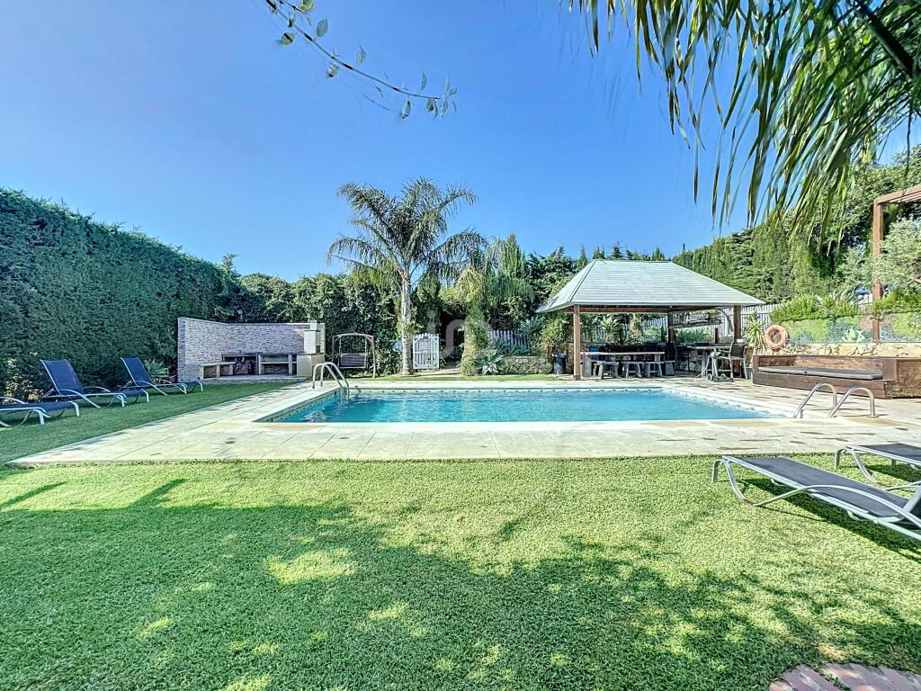 14 bedroom villa for sale in Andalucia, Cádiz, Tarifa, Spain