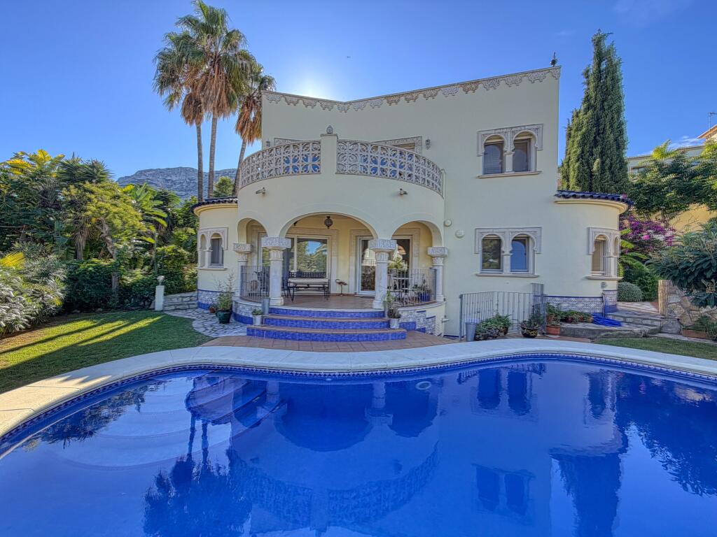 Main image of property: Valencia, Alicante