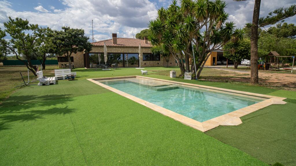 5 bedroom villa for sale in Catalonia, Tarragona, Spain