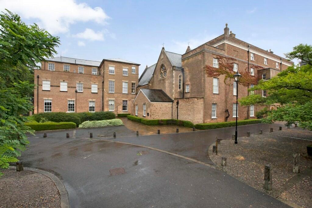 1 bedroom apartment for sale in Annecy Court, St. Josephs Field