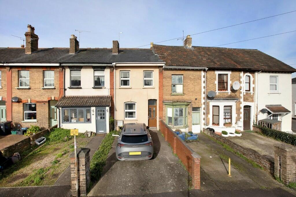 3 bedroom terraced house for sale in Alma Street, Taunton, Somerset, TA1