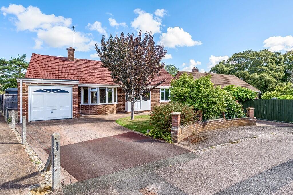 Main image of property: Wheatleigh Close, Taunton, Somerset, TA1