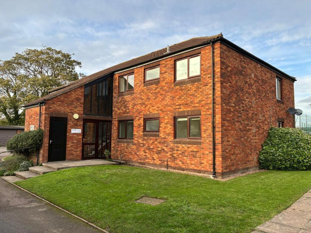 Main image of property: Stanway Close, Taunton