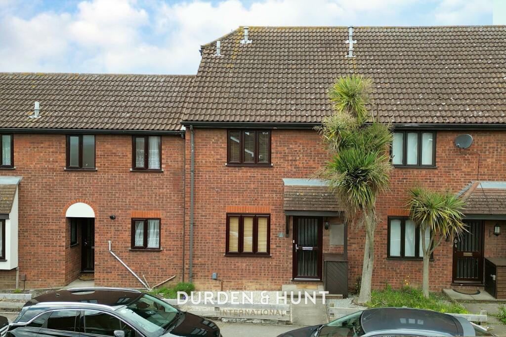 1 bedroom terraced house for sale in Park Lane, Aveley, RM15