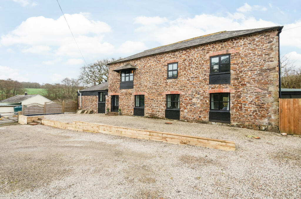 3 bedroom house for sale in Whitstone, Holsworthy, Cornwall, EX22