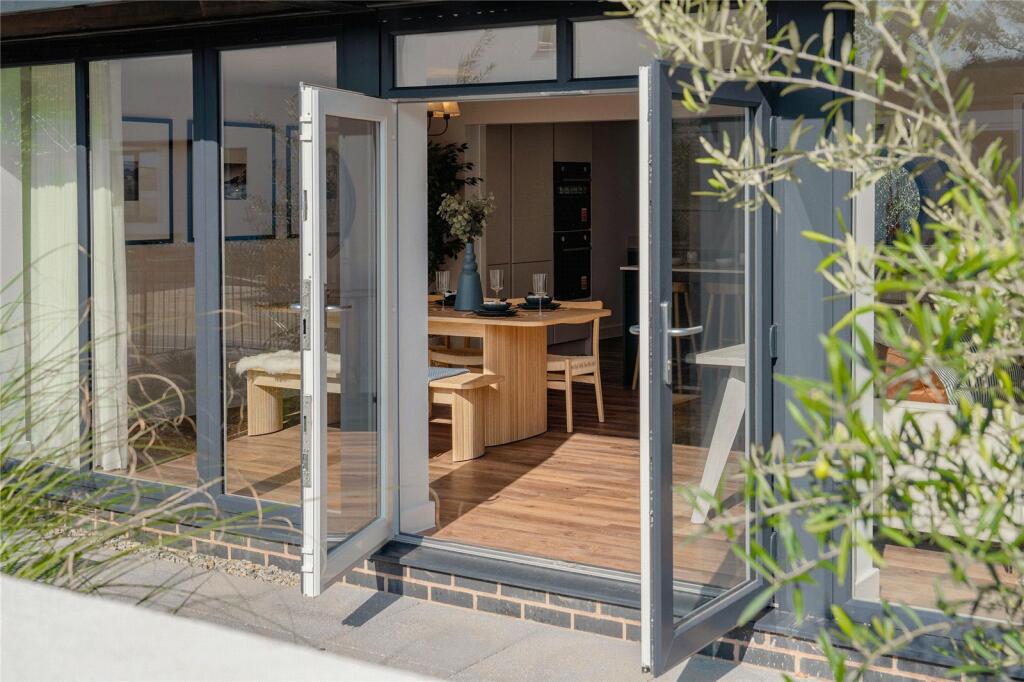 4 bedroom detached house for sale in 5 Walter Way A, Yelland