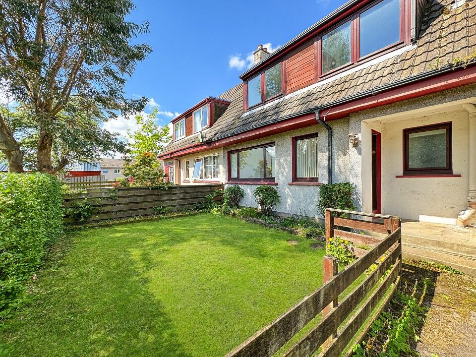 2 bedroom terraced house for sale in 3 Hillside, Dunbeg, Argyll, PA37