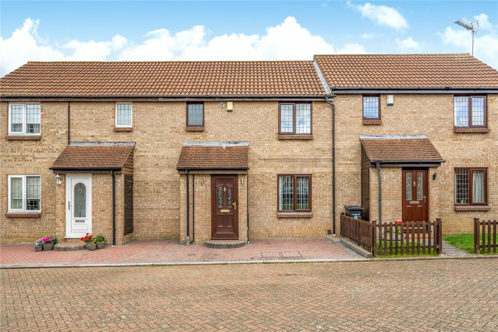 2 bedroom terraced house for sale in Campion Close, Northfleet, Kent, DA11