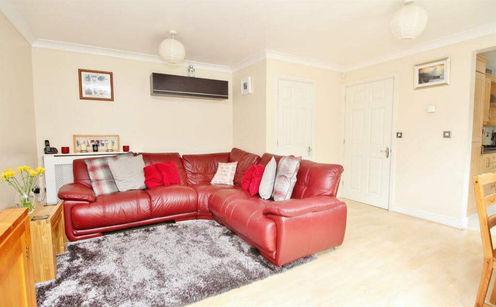 Additional property image - Reed Court, Ingress Park, Greenhithe, Kent, DA9