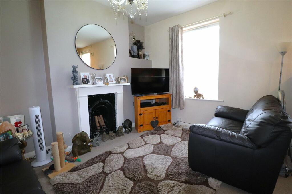Additional image 6 of High Street, Swanscombe, Kent, DA10
