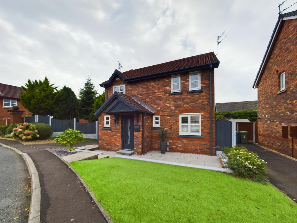 3 bedroom detached house for sale in Thorley Close, Wavertree