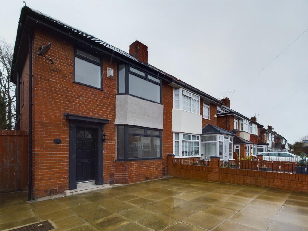 3 bedroom semidetached house for sale in Gregory Way, Childwall