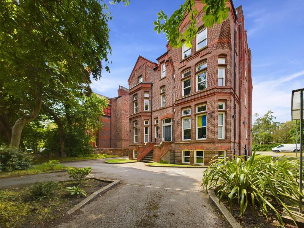 2 bedroom apartment for sale in Livingston Drive North, Aigburth ...