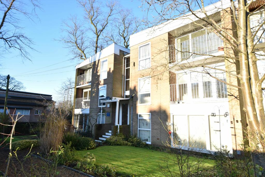 2 bedroom apartment for sale in Rockmount Close, Woolton, Liverpool., L25