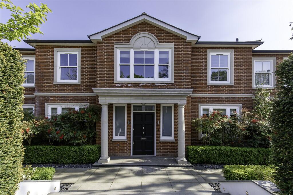Main image of property: Neville Avenue, Kingston Upon Thames, Surrey, KT3