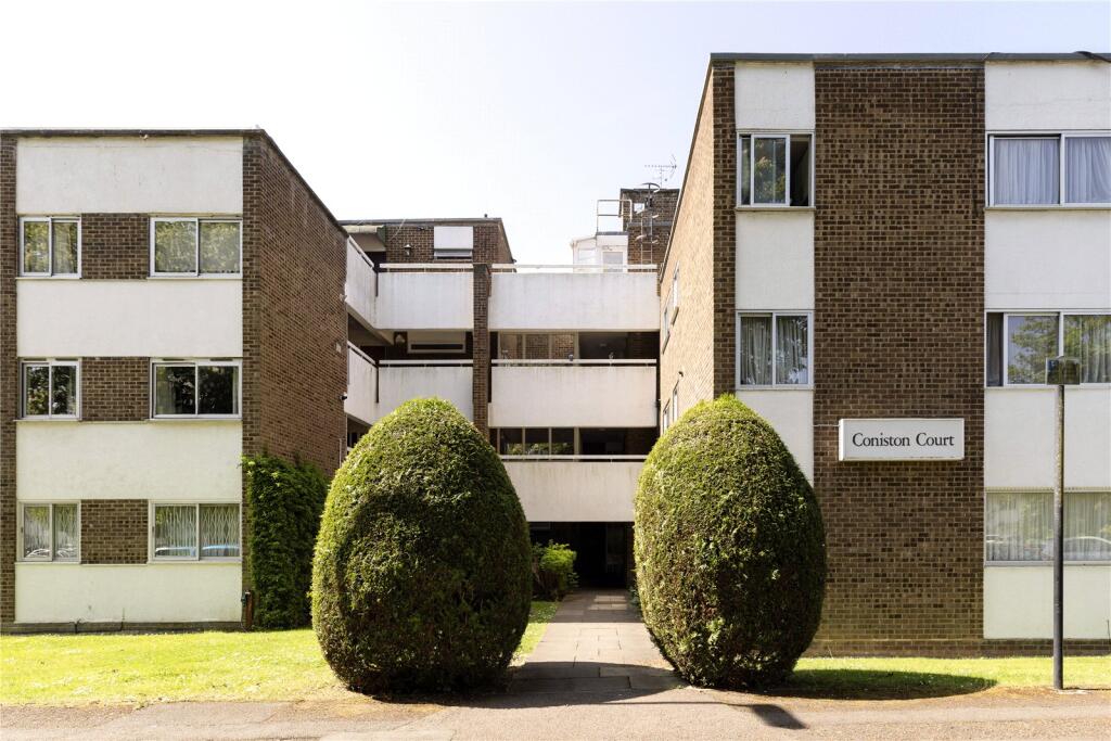 Main image of property: Stonegrove, Edgware, HA8