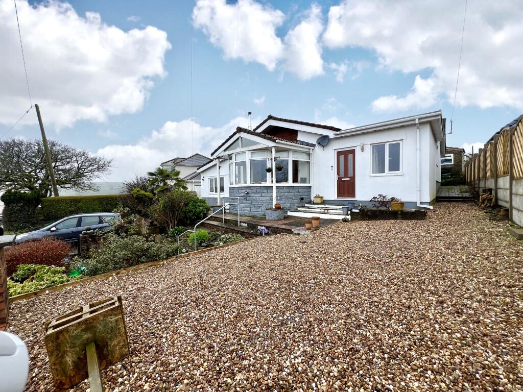 3 bedroom bungalow for sale in Pleasant View, Bedlinog, CF46 6SF, CF46