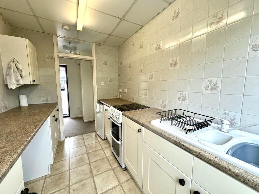 Additional property image - Pentwyn, Radyr Cardiff CF15 8RE