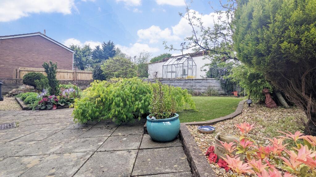 Additional property image - Penydarren Gardens, Merthyr Tydfil, CF47 8RJ