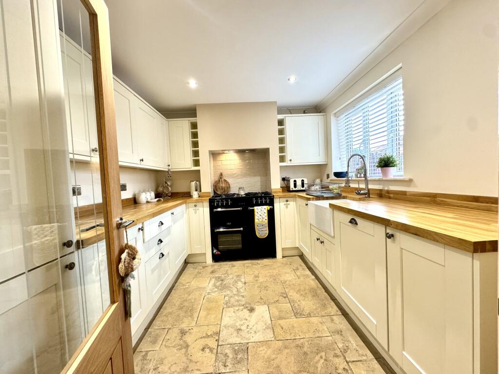 Additional property image - Calluna Close, Merthyr Tydfil