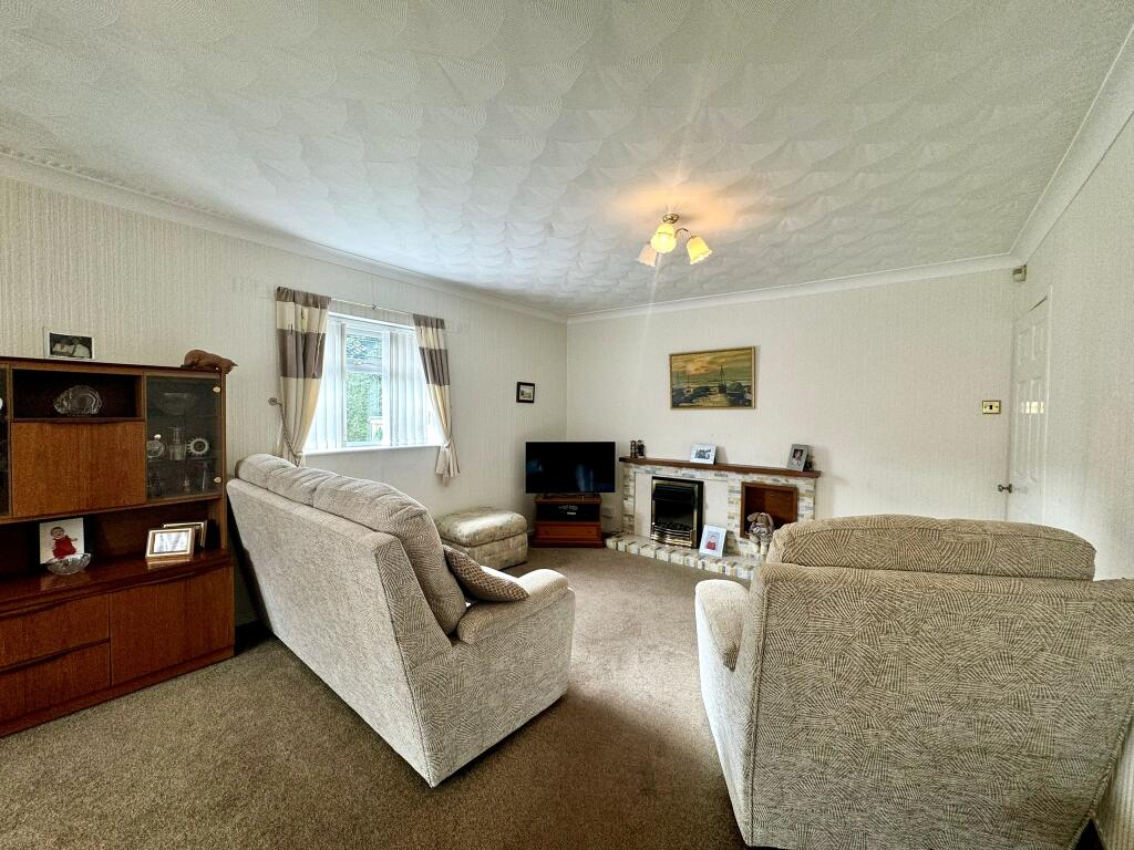 Additional property image - Underhill Drive, Tonteg, Pontypridd CF38 1NW