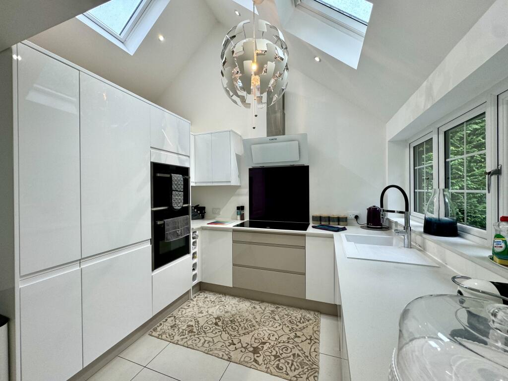 Additional property image - Pant-y-Dwr, Cwmtaf, Merthyr Tydfil, CF48 2HS
