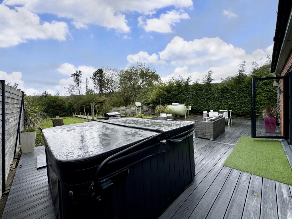 Additional property image - Pant-y-Dwr, Cwmtaf, Merthyr Tydfil, CF48 2HS